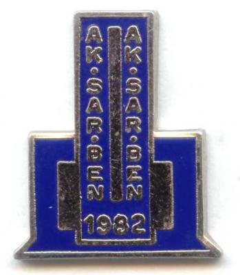 1982 Pin Image